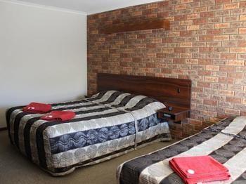 Woomargama Motel Εξωτερικό φωτογραφία